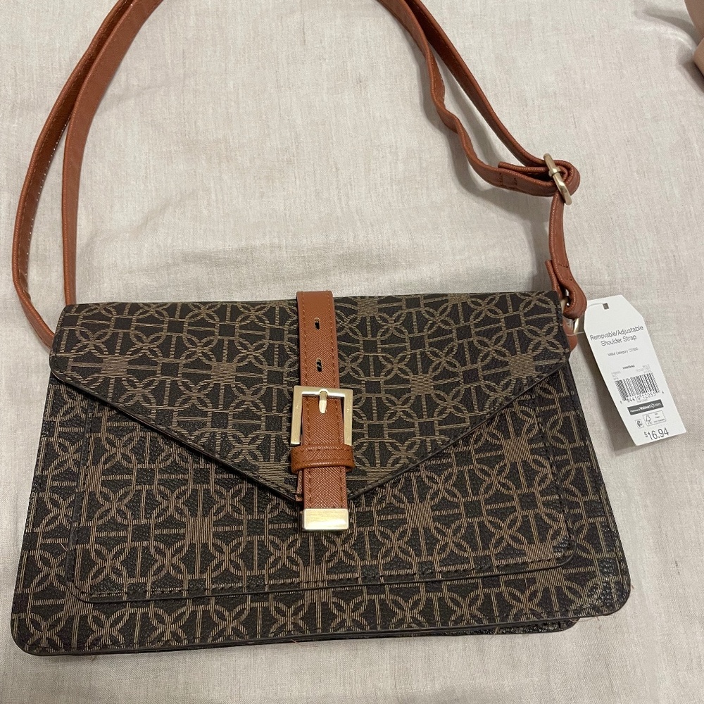 Women's Front Flap Crossbody Handbag Brown Status Print